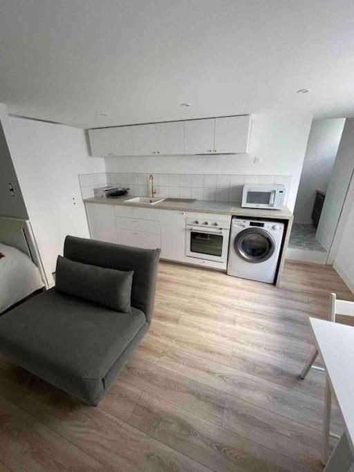 Appartement Neuf Tout Confort A Blaye Proche De La Citadelle Exterior foto